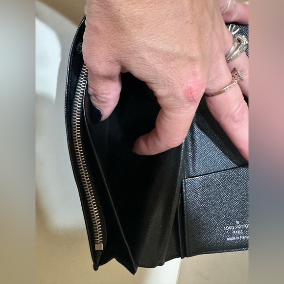 Louis Vuitton Damier Mens Long Wallet - Picture 7 of 11